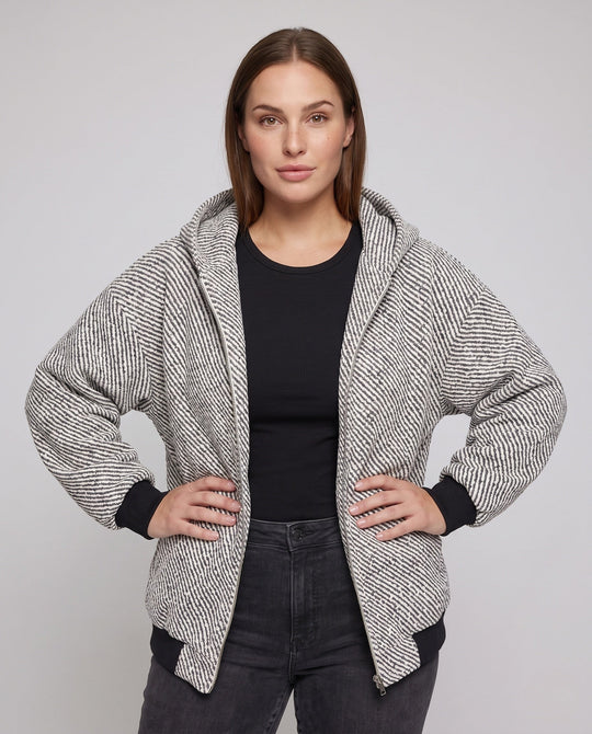 Product 16017867440458 - upper_body