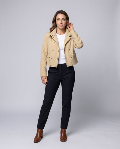 Frauen Kurzschnitt Utility Jacket mit Doppelt-Knöpfen und Stehkragen Nord Taschen