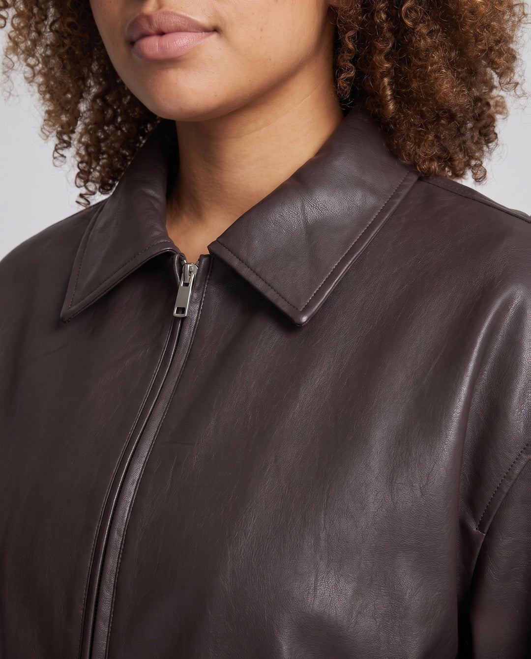 Product 16022352953674 - close_up_detail