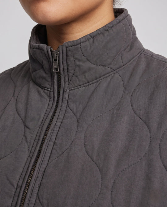 Product 16022353084746 - close_up_detail