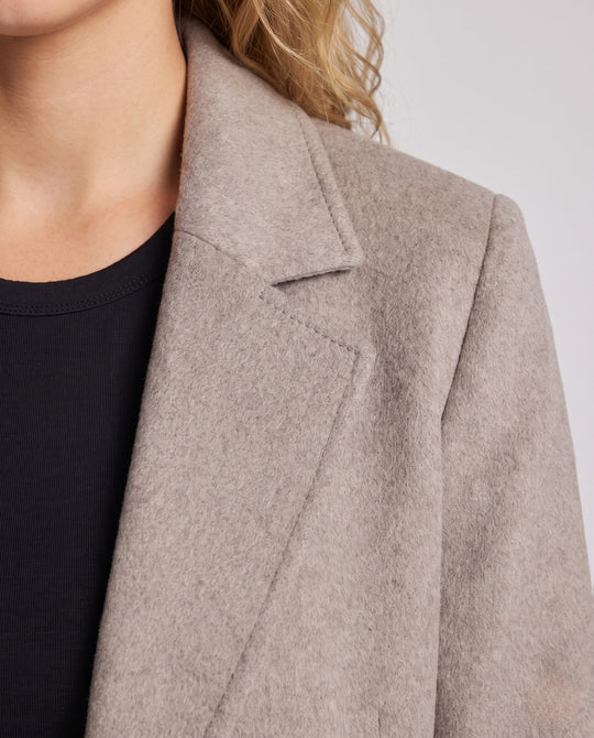 Product 16033017528650 - close_up_detail
