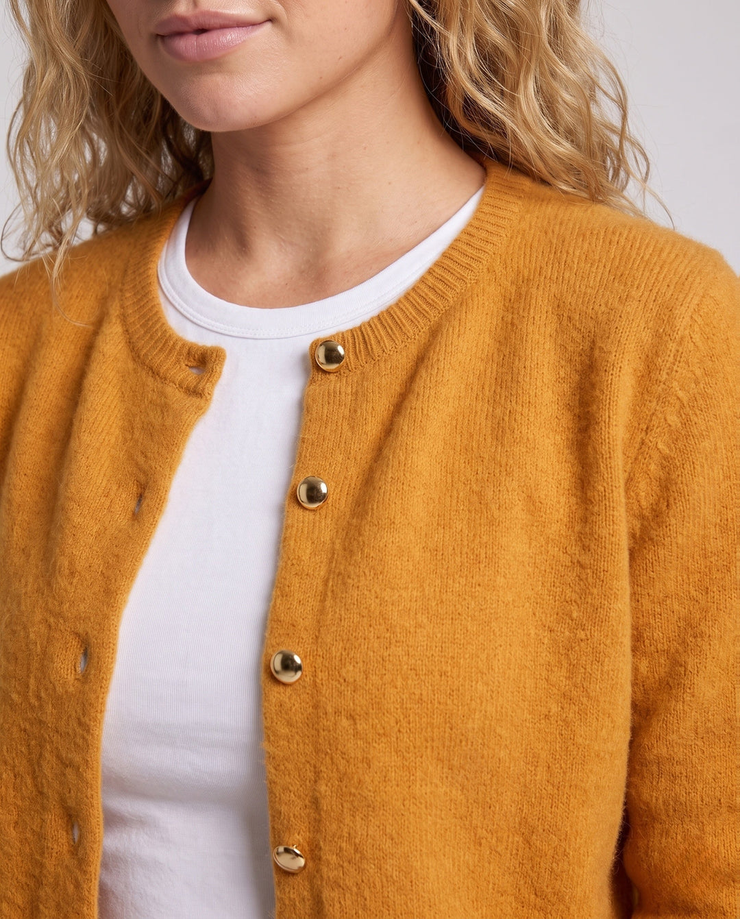 Product 16033028964682 - close_up_detail