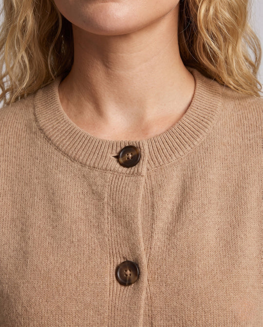 Product 16033031455050 - close_up_detail