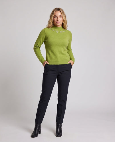 Damen Feinstrick-Mockneckpullover mit funkelnder Blüten-Strassapplikation Nord Taschen