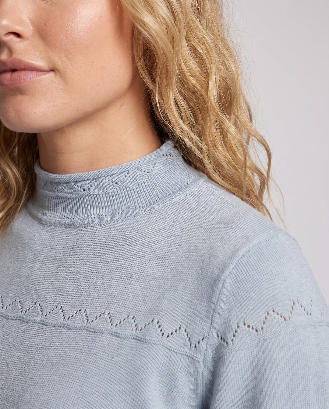 Product 16033032929610 - close_up_detail