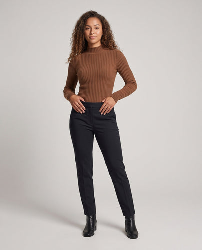 Damen Feinstrick Rippenpullover mit Rollkragen und figurnahem Schnitt Nord Taschen