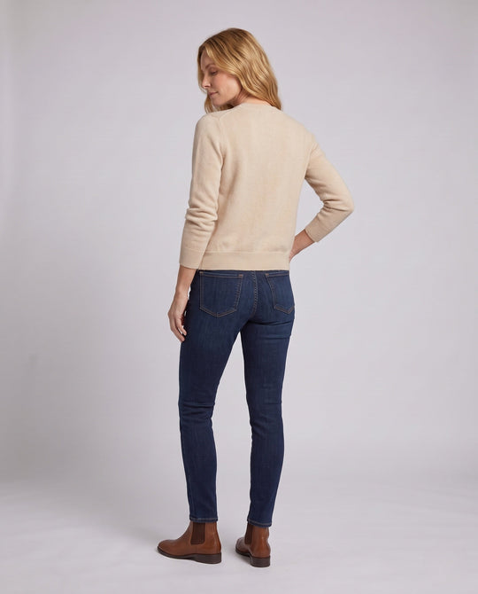 Product 16034475376970 - back_view