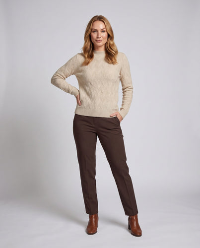Damen Flauschiger Feinstrickpullover mit kurzem Stehkragen und Chevron‑Zopfmuster Nord Taschen
