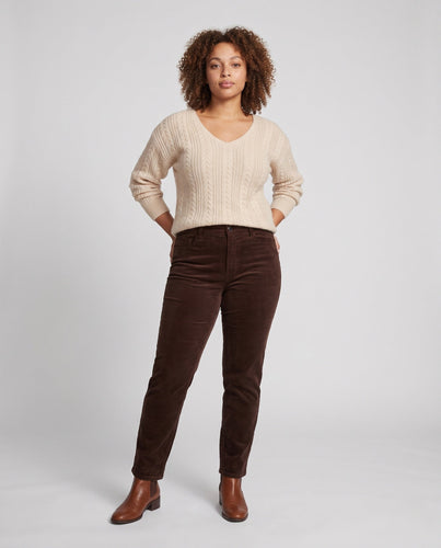 Damen Fluffiger V-Ausschnitt Kabelstrickpullover mit Offenen Details und Cashmere-ähnlicher Weichheit Nord Taschen