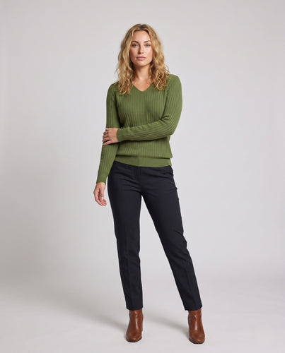 Damen Gerippter V-Ausschnitt Feinstrickpullover mit verlängerten Bündchen und schlanker Passform Nord Taschen