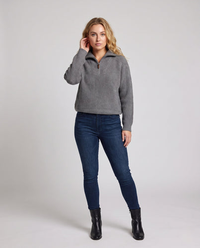 Damen Kapuzenpullover aus feinem Rippstrick mit halbem Reißverschluss und lässiger Oversize-Silhouette Nord Taschen