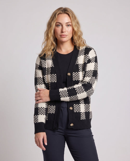 Product 16034480619850 - upper_body