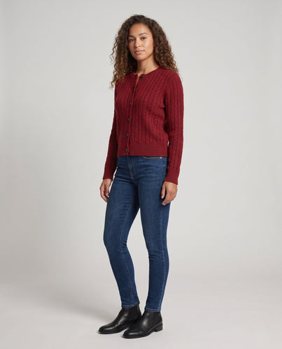 Damen Kurzgeschnittener Zopfmuster-Cardigan mit Kordelzug und Hornknopfleiste Nord Taschen