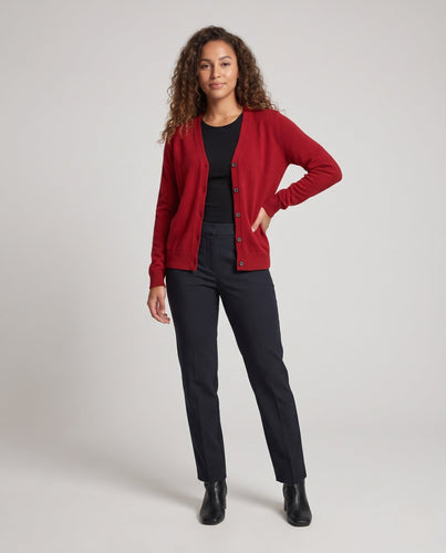 Damen Leichter kastiger Feinstrick-Cardigan mit Rundhalsausschnitt, kaschmirähnlicher Haptik und tonalen Knöpfen Nord Taschen