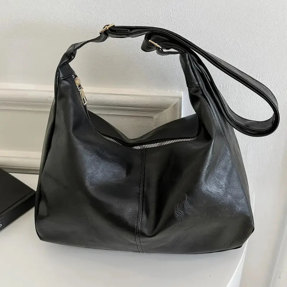 Nord Taschen | Trendy Leather Shoulder Handbag