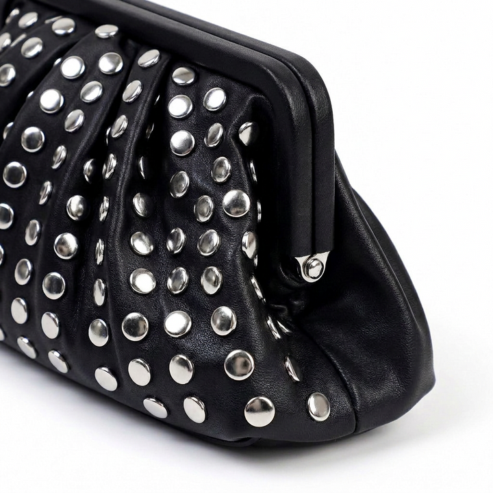 Nord Taschen | Nieten Vegan Leder Rüsch Clutch Tasche mit Rahmenverschluss