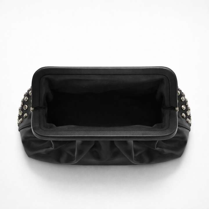 Nord Taschen | Nieten Vegan Leder Rüsch Clutch Tasche mit Rahmenverschluss