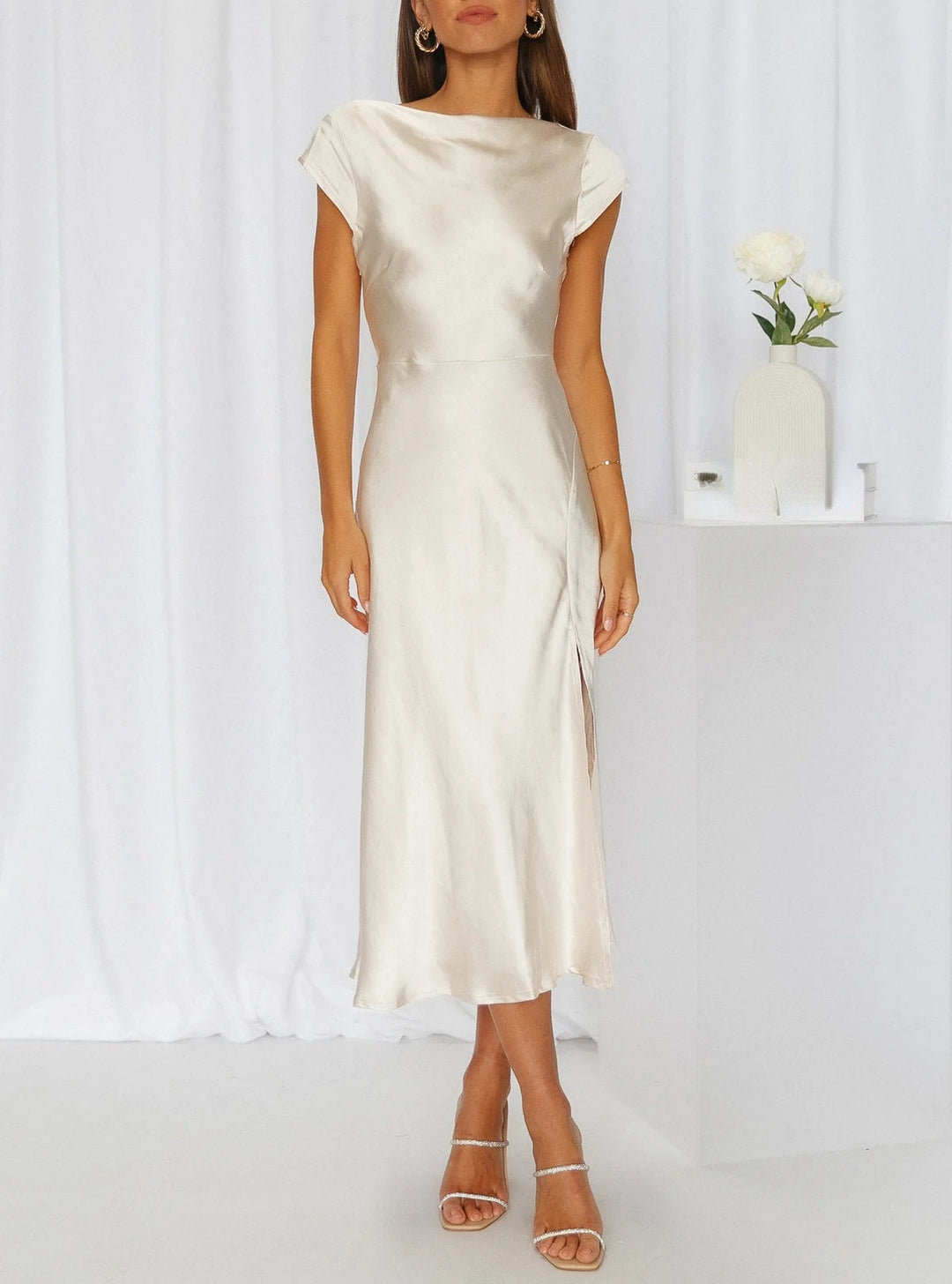 Elegantes Seidenkleid