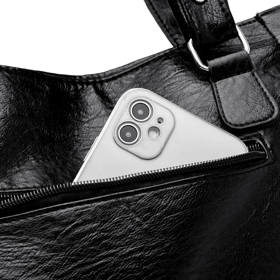 Nord Taschen | School Crossbody Handbag in Leather
