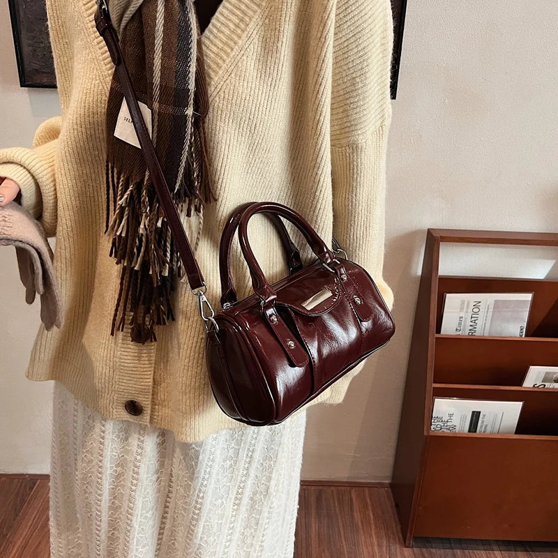 Nord Taschen | Elegant Patent Leather Handbag