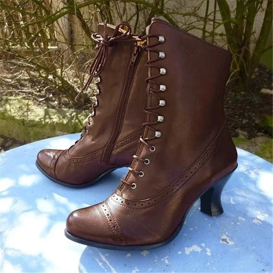 Viktorianische Schnürstiefel mit Absatz - Arvani