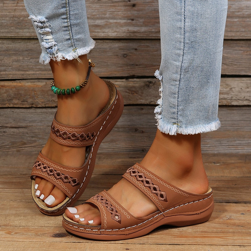 Orthopädische Sandalen mit Polsterung