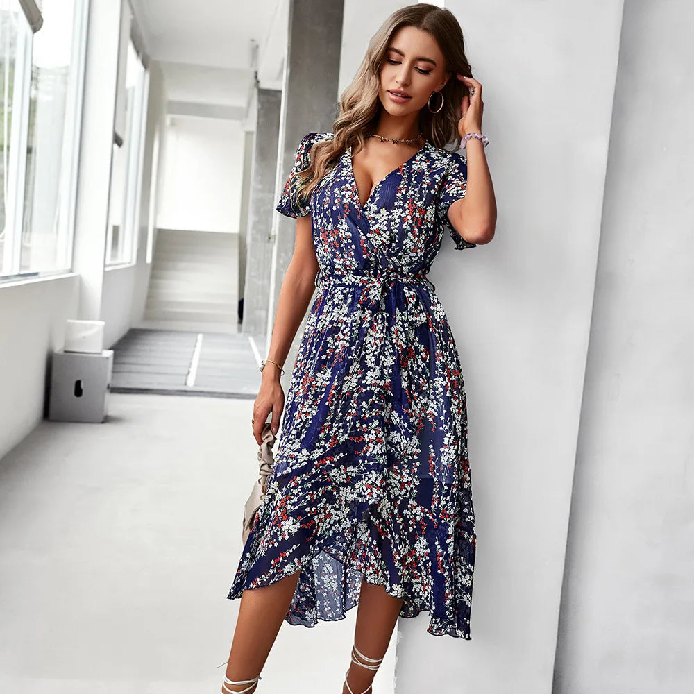 Kurzarmkleid mit V-Ausschnitt für Frauen