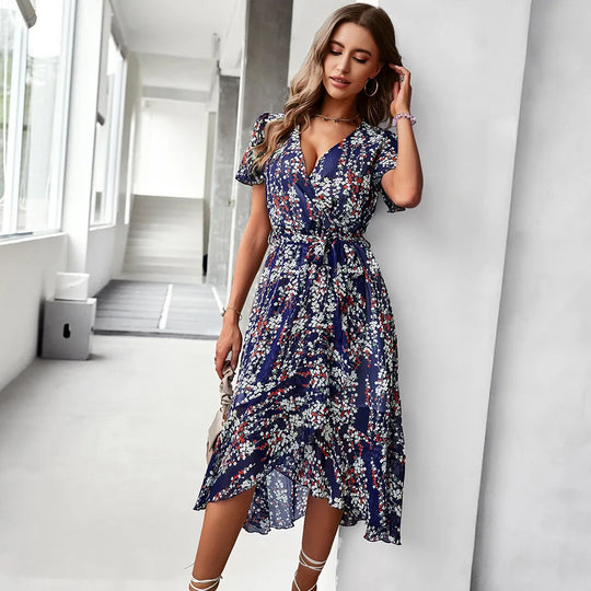 Kurzarmkleid mit V-Ausschnitt für Frauen