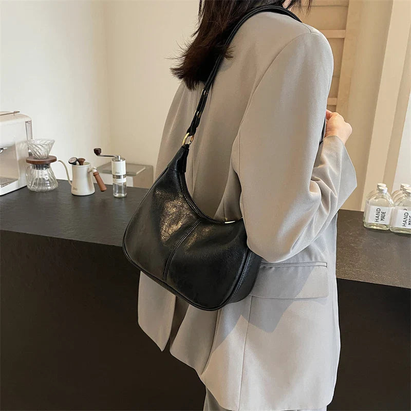 Nord Taschen | Small Elegant Leather Handbag