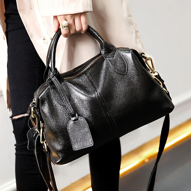 Nord Taschen | Textured Leather Shoulder Handbag