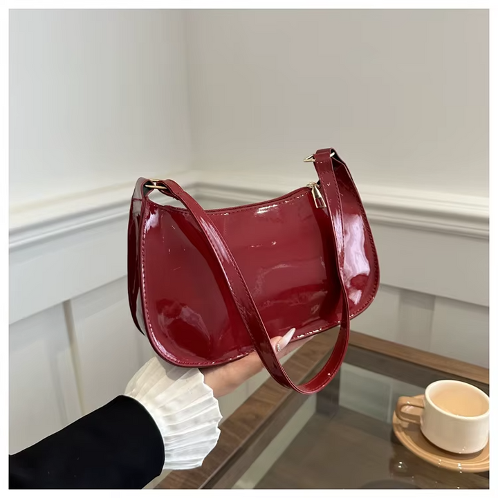 Nord Taschen | Small Patent Handbag