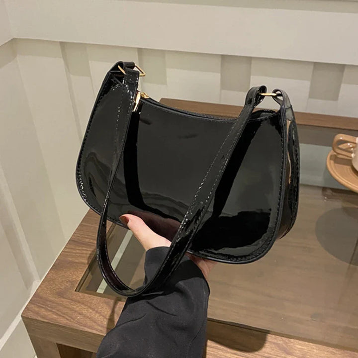 Nord Taschen | Small Patent Handbag