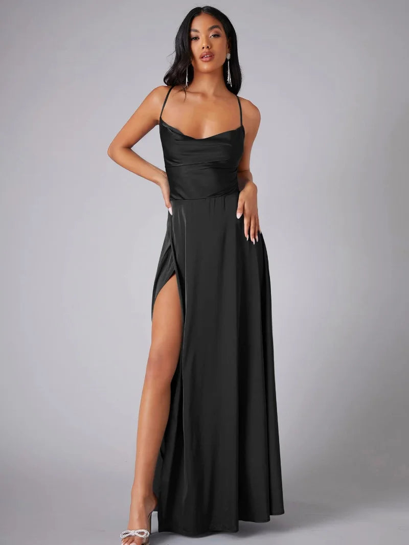 Elegantes Maxikleid Aus Satin