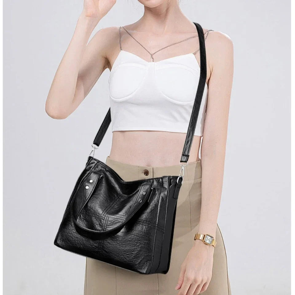 Nord Taschen | School Crossbody Handbag in Leather