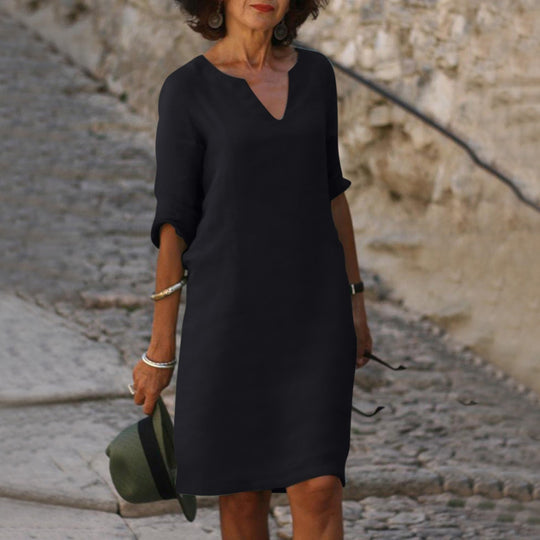 Elegantes Sommerkleid mit V-Ausschnitt