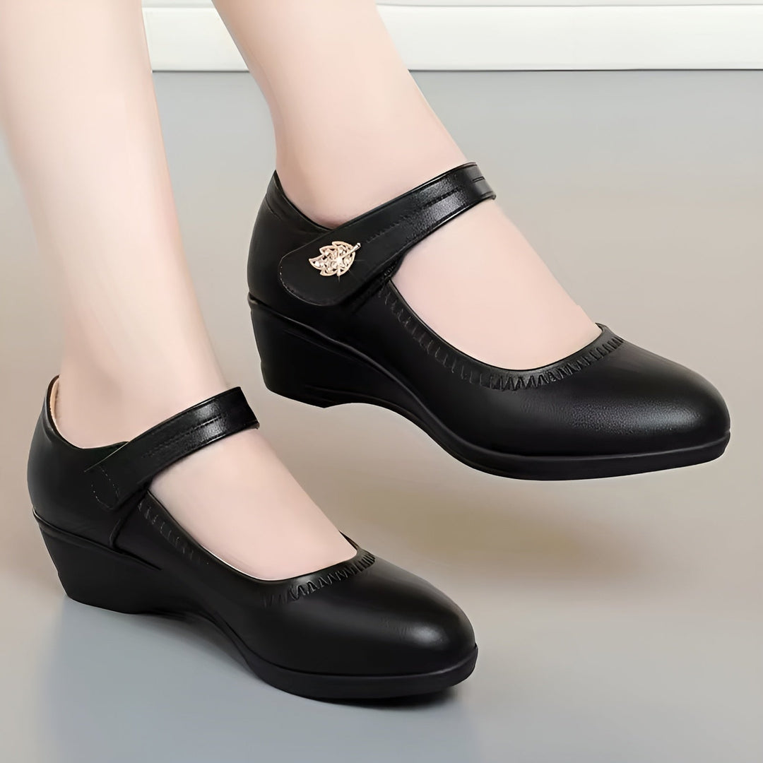 Klassische Damen-Lederschuhe, weich & stilvoll