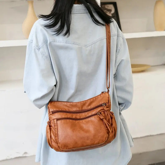 Nord Taschen | Multi-pocket Shoulder Bag in Leather