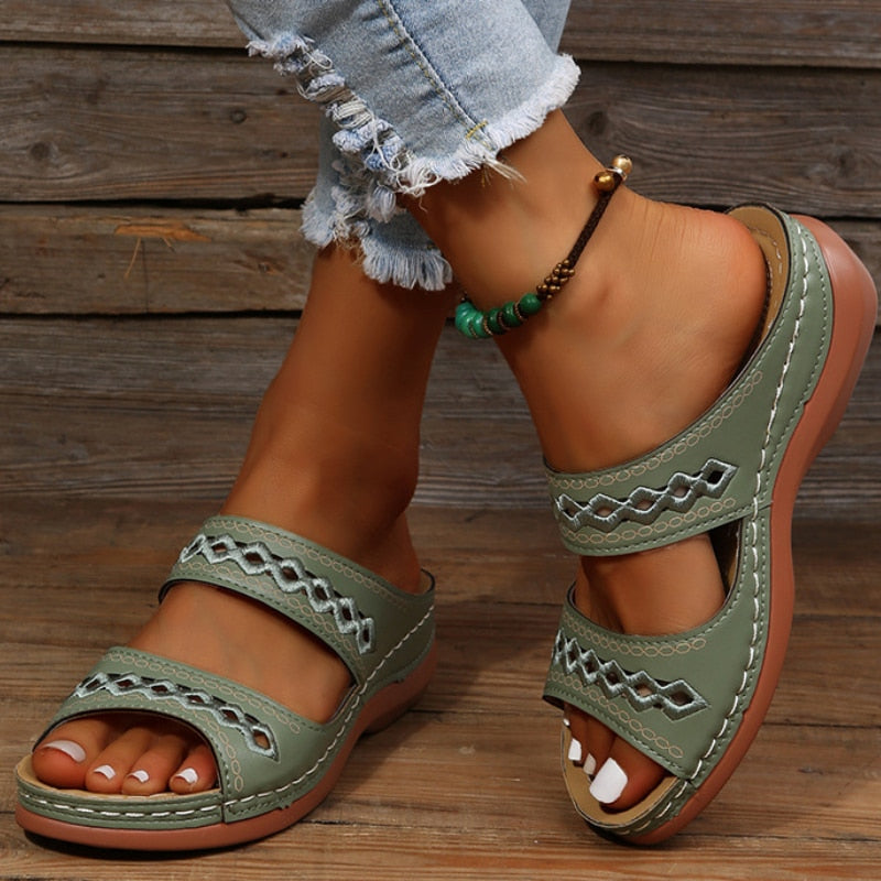 Orthopädische Sandalen mit Polsterung