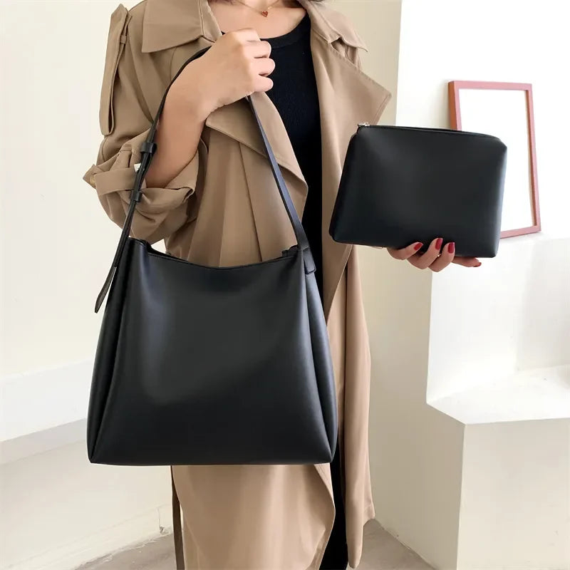 Nord Taschen | Crossbody Handbag in Smooth Leather with Wallet Pouch