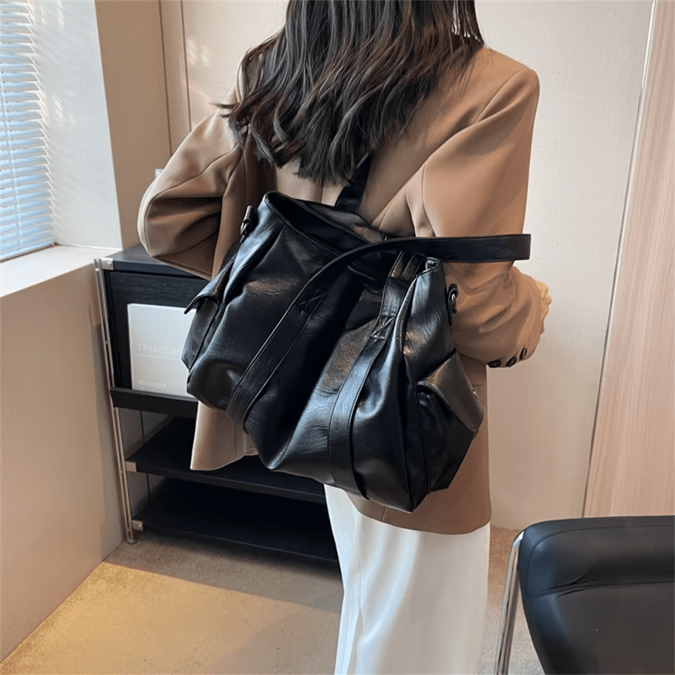 Nord Taschen | Spacious Leather School Handbag