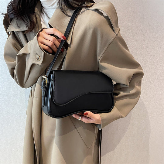 Vintage Leder Crossbody-Taschen Kleine Umhängetasche Stilvolle Armpit Handtaschen und Geldbörsen