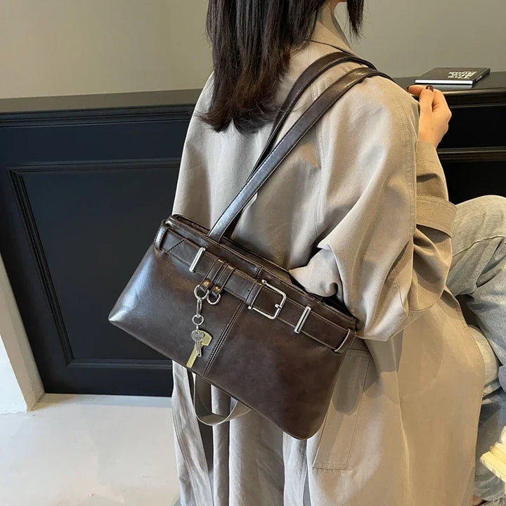 Nord Taschen | Elegant Leather Handbag with Shoulder Strap