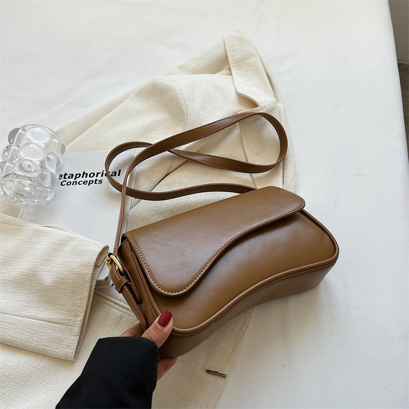 Vintage Leder Crossbody-Taschen Kleine Umhängetasche Stilvolle Armpit Handtaschen und Geldbörsen