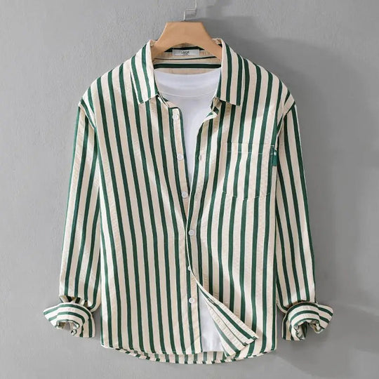 Stylisches Gestreiftes Button-Down Hemd