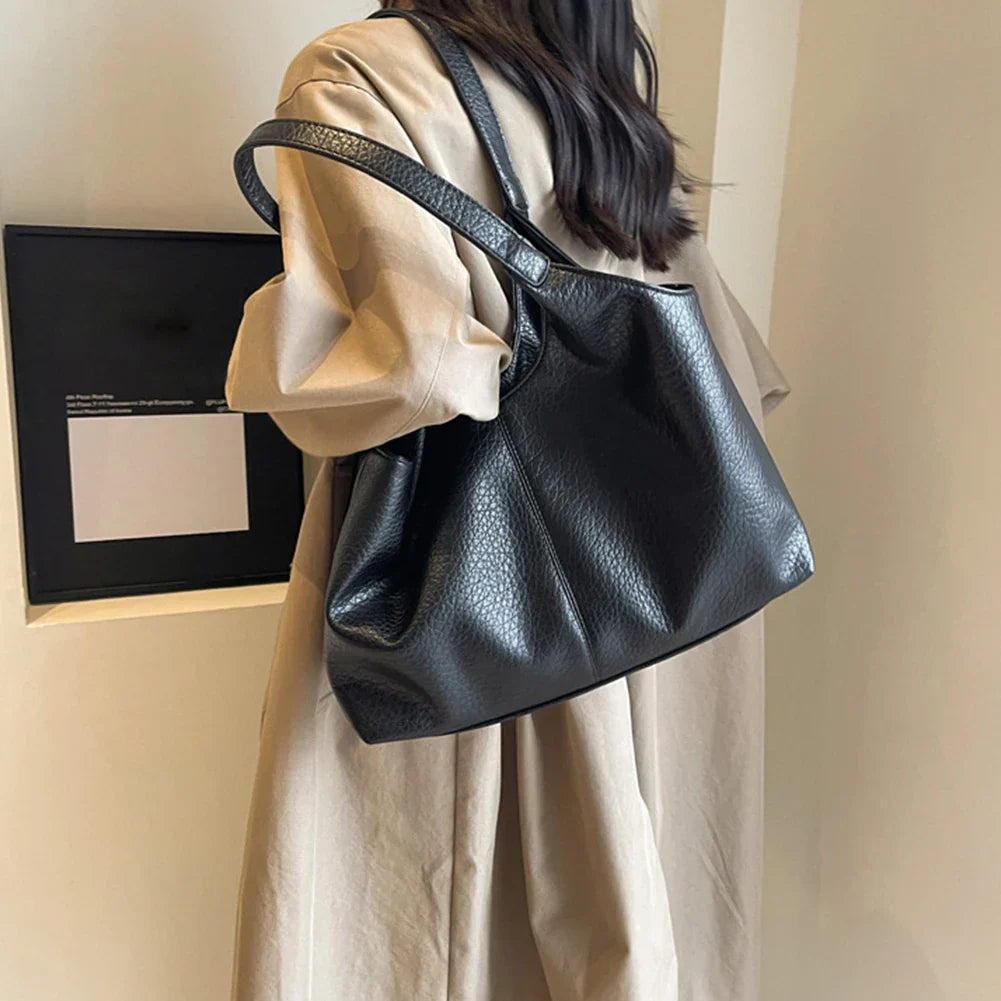Nord Taschen | Large Vintage Solid Leather Handbag