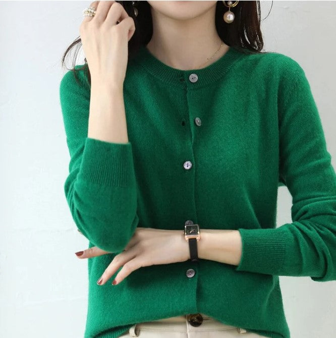 Dünne strickjacke für den frühling