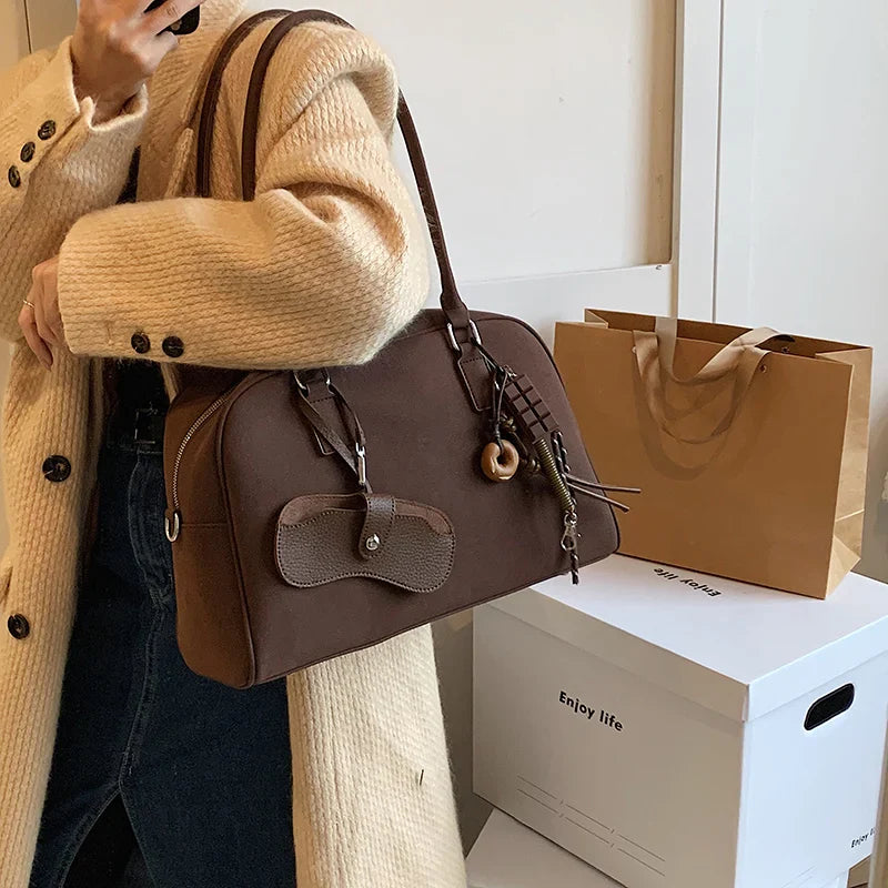 Nord Taschen | Handbag for School with Shoulder Strap in Suede