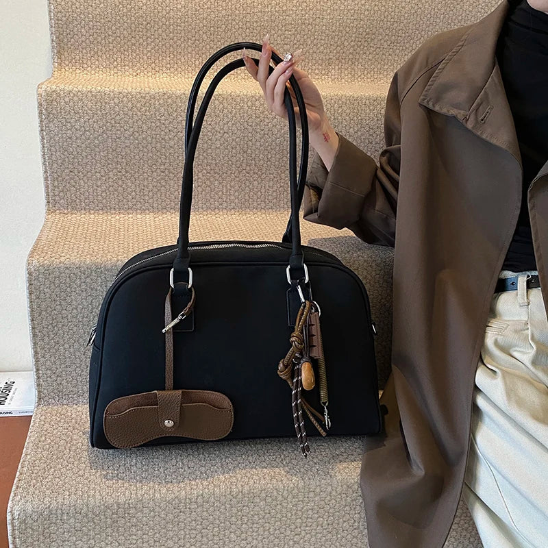 Nord Taschen | Handbag for School with Shoulder Strap in Suede