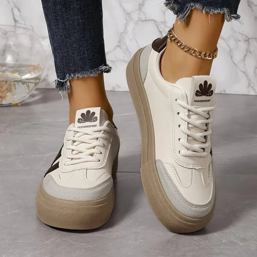 Sneaker | 3 Streifen | Schnürung | Weiße Sneaker | Damenschuhe