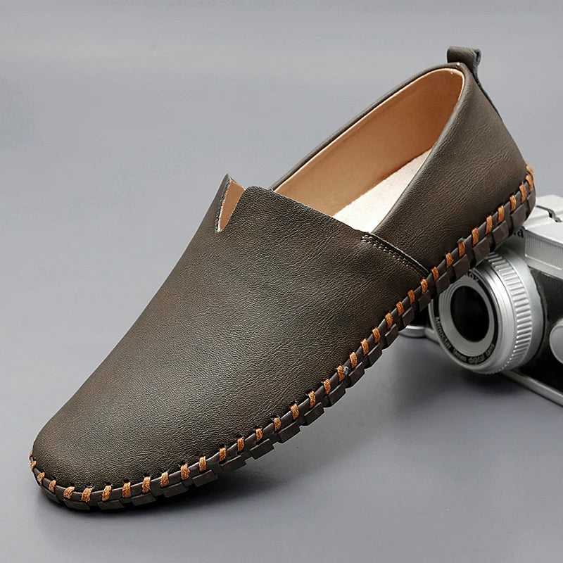 Stichdetail-Lederloafers